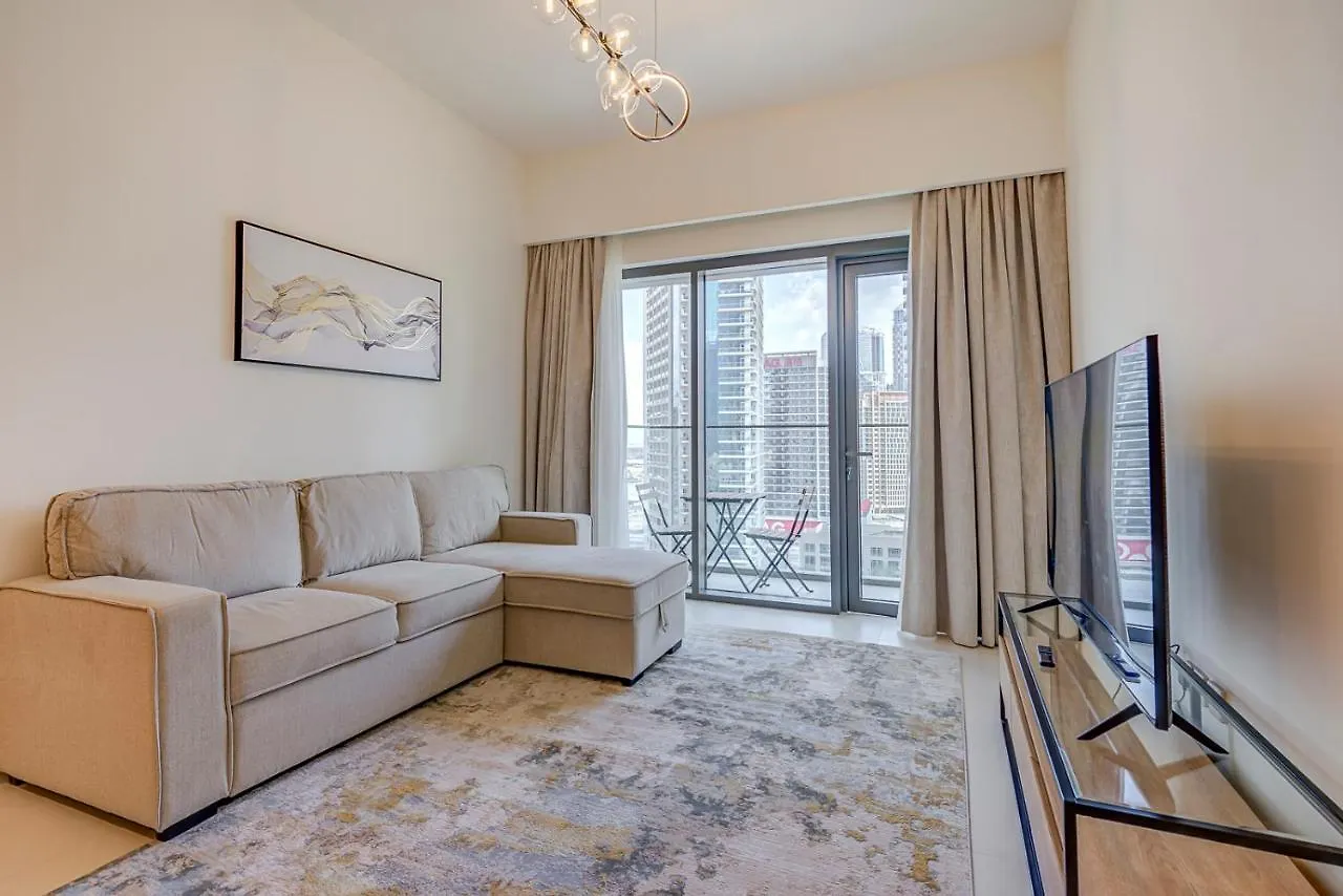 Mira Holiday Homes - Lovely 1 Bedroom In Downtown Dubai Daire